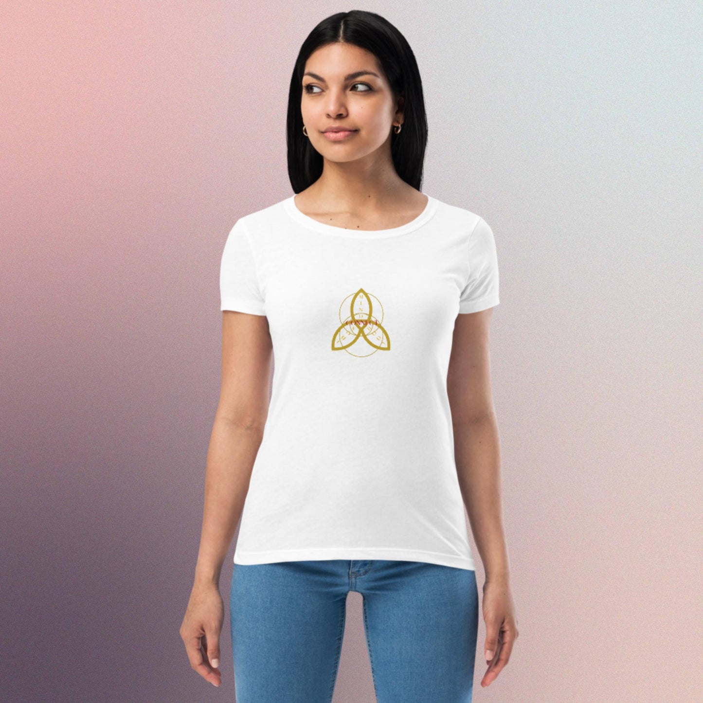 Women’s fitted t-shirt with Conscious Quote